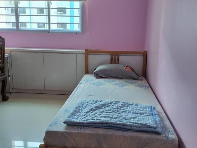 Single or sharing in Bedok - Image 1