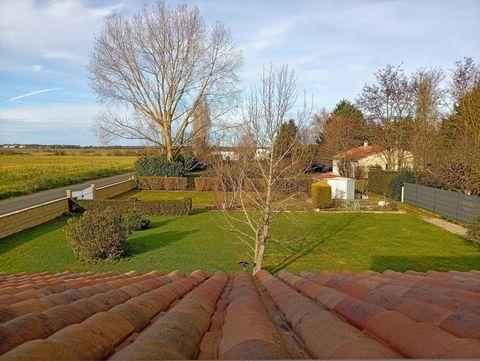 BELLE MAISON à Châtellerault - Photo 1