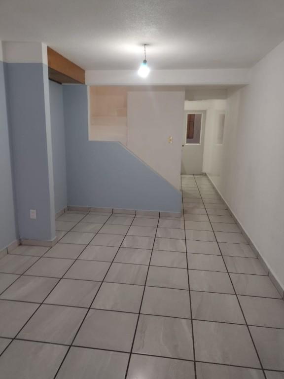 ¡ SE RENTA CASA! DOS NIVELES en Ocoyoacac - Imagen 2