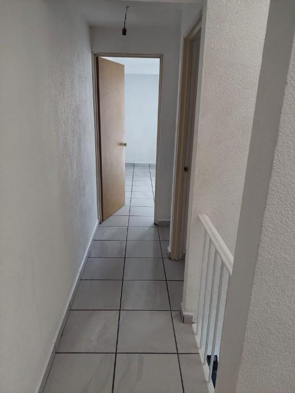 ¡ SE RENTA CASA! DOS NIVELES en Ocoyoacac - Imagen 4