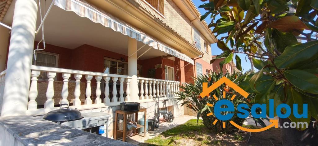 Chalet Independiente en Vilafortuny en Salou - Imagen 1