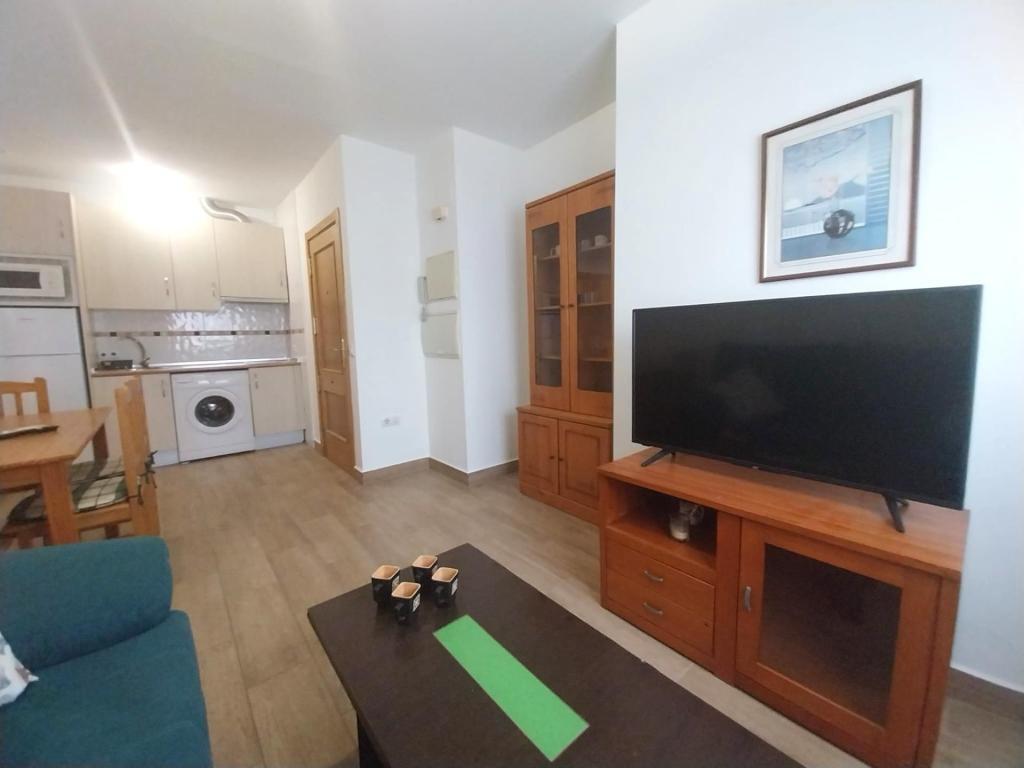 APARTAMENTO CON PATIO EN SAN ROQUE en Badajoz - Imagen 1