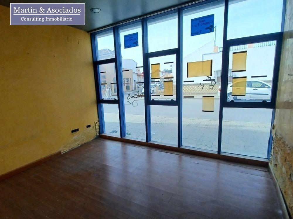 Venta de Local comercial en La Rinconada en Sevilla - Imagen 1