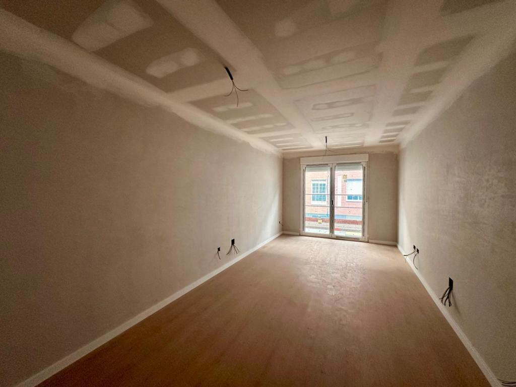 APARTAMENTO - ZONA ALTA en Ponferrada - Imagen 1
