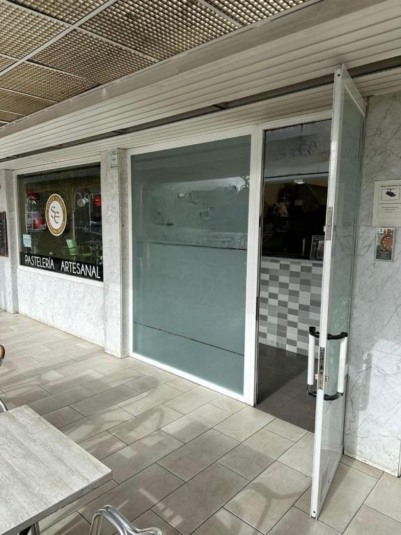 ^**^INVERSIÓN CON RENTABILIDAD GARANTIZADA: LOCAL ÚNICO CON … en Torrelodones - Imagen 1