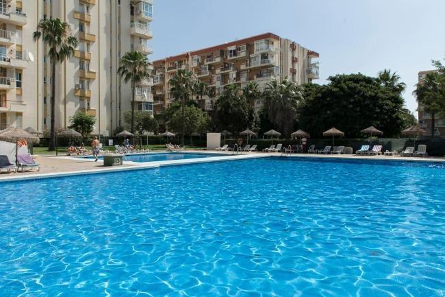HERMOSO APARTAMENTO AV. GAMONAL en Benalmádena - Imagen 1