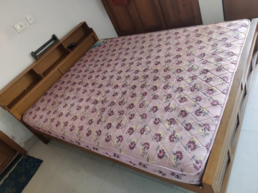 BED WITH MATRESS FOR SALE in India - Image 3