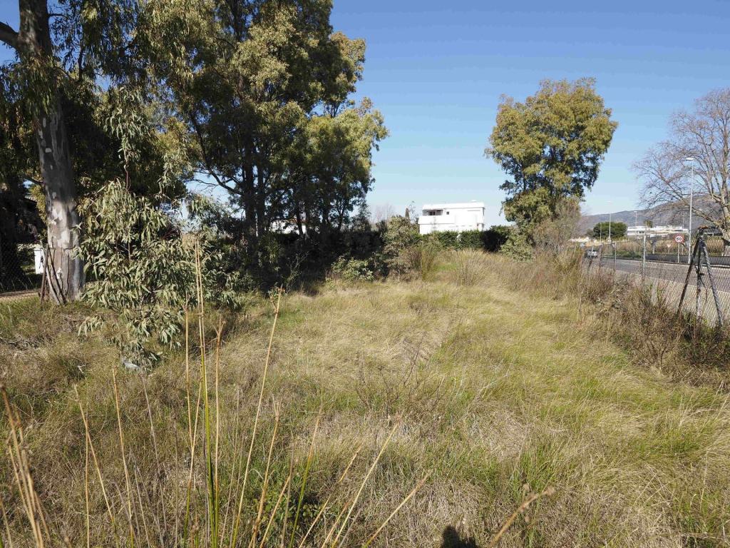 Venta de Terreno en Roses en Figueras - Imagen 1