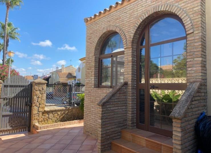 Venta de Chalet en Rota en Rota - Imagen 1