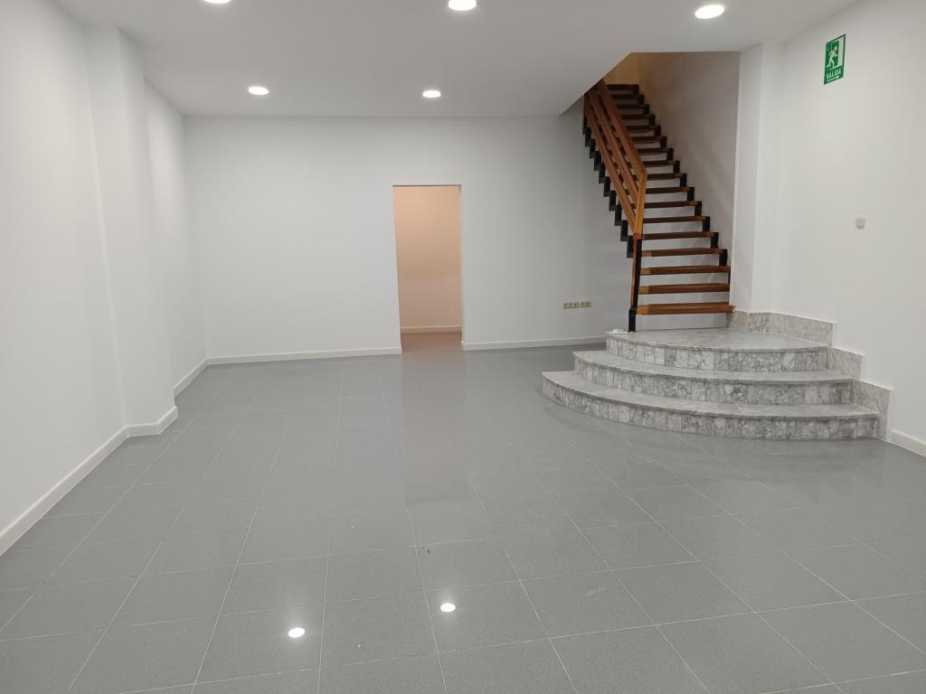 Alquiler de Local en Roda, La en Albacete - Imagen 1