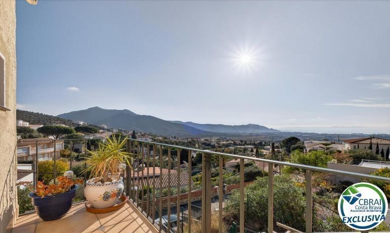 Venta de Casa en Roses en Figueras - Imagen 1