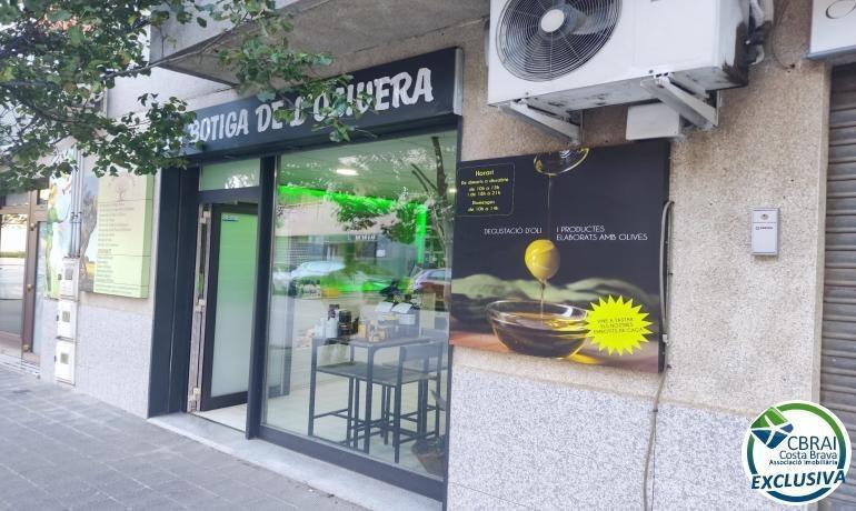 Venta de Local en Roses en Figueras - Imagen 1