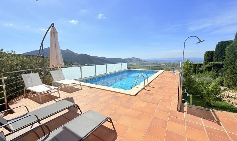 Venta de Casa en Roses en Figueras - Imagen 1