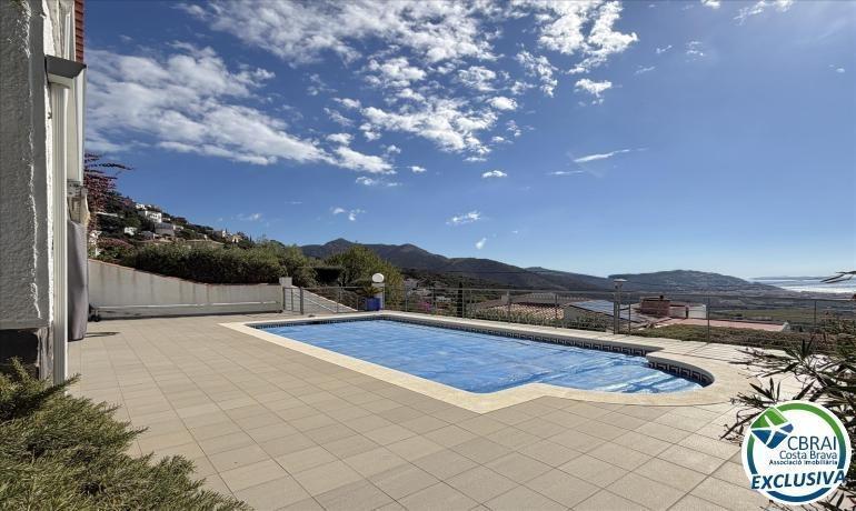 Venta de Casa en Roses en Figueras - Imagen 1