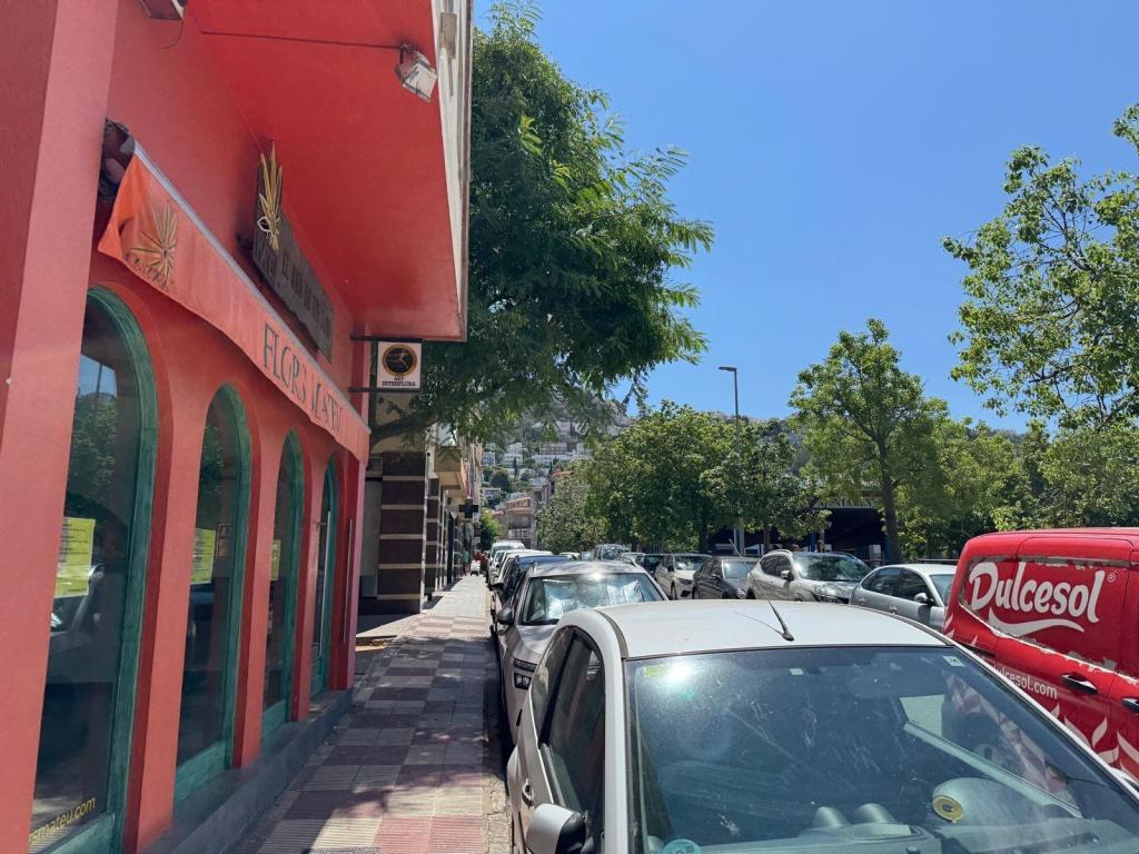 Alquiler de Local en Roses en Figueras - Imagen 1