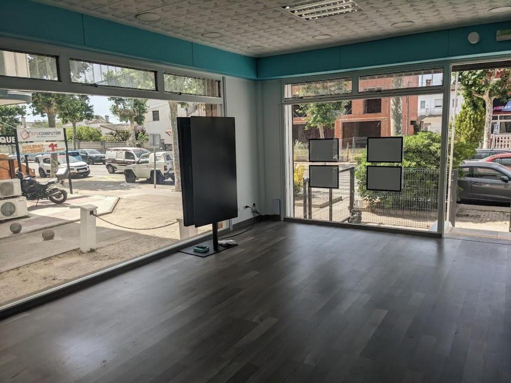 Alquiler de Local en Parlavà en Figueras - Imagen 1
