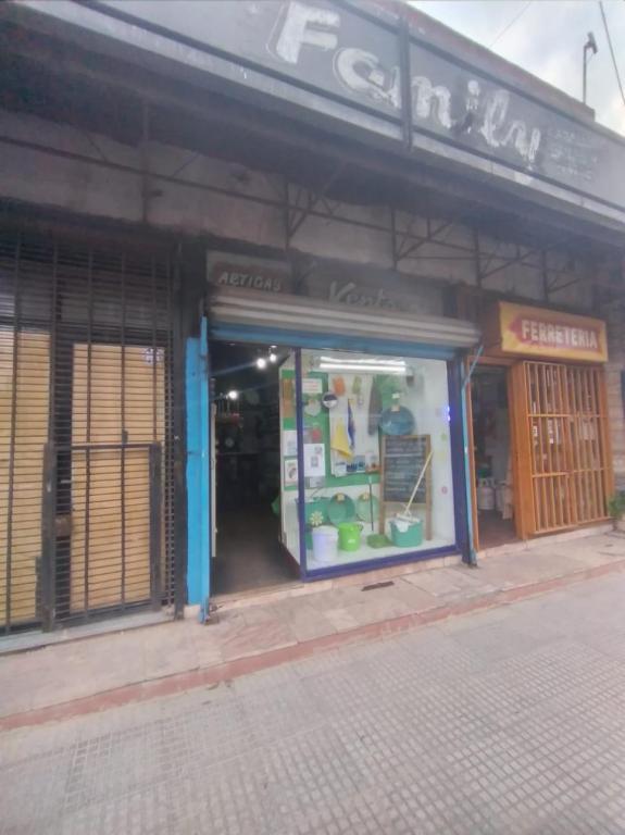 LOCAL COMERCIAL CON RENTA en Inmomap en Munro - Imagen 1