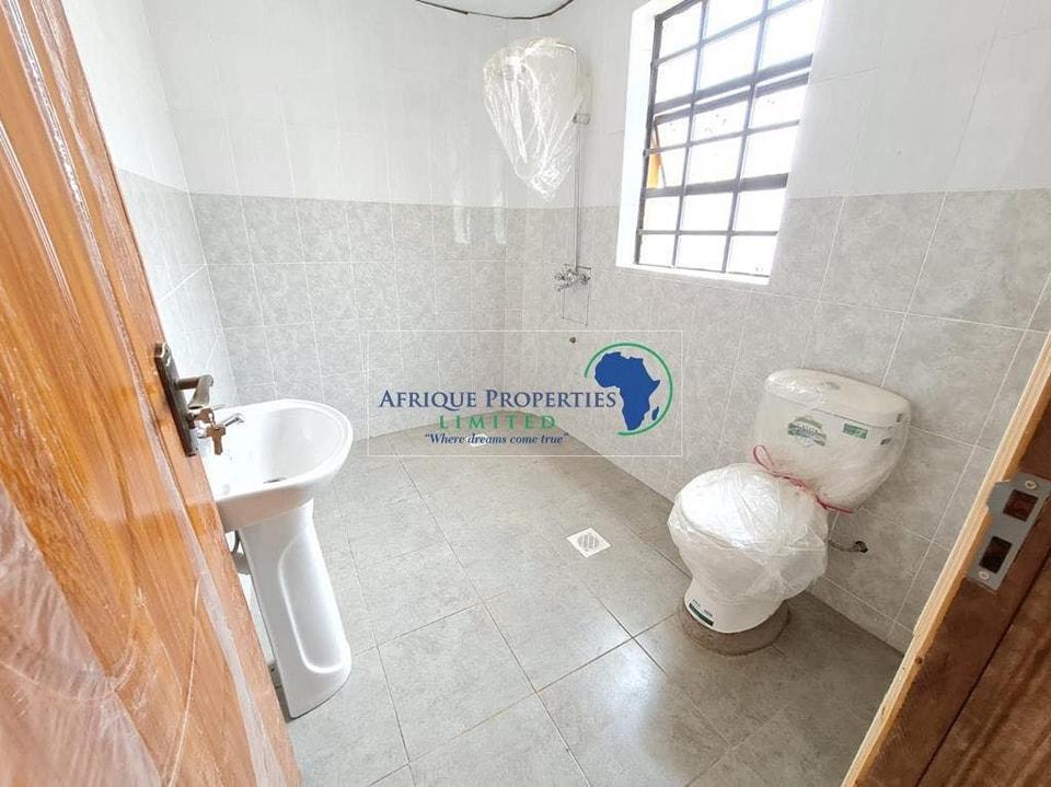 4 Bedroom All Ensuite Modern House For Rent In Ruaka in Nairobi - Image 10