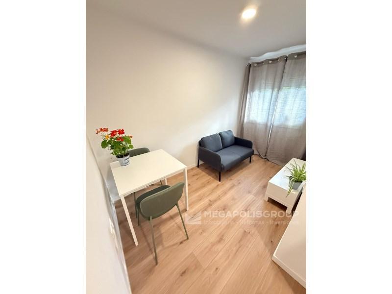 PISO CON EXCELENTE RENTABILIDAD 10.3% en Vilassar de Mar - Imagen 1