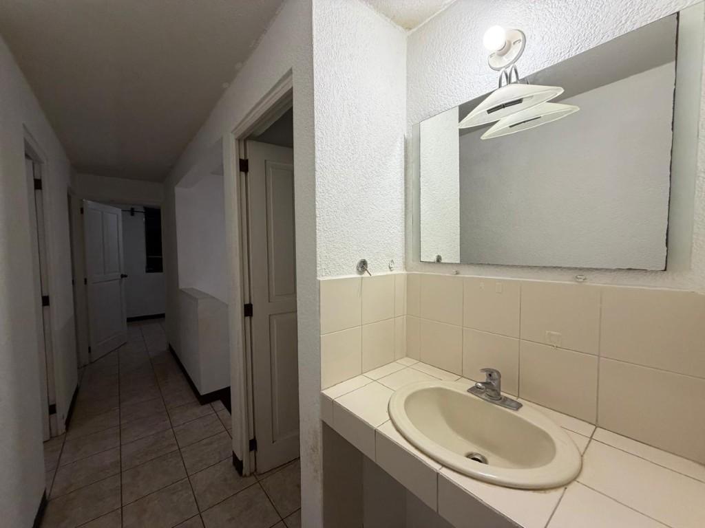 CASA EN RENTA EN SAN LUCAS en Guatemala - Imagen 9