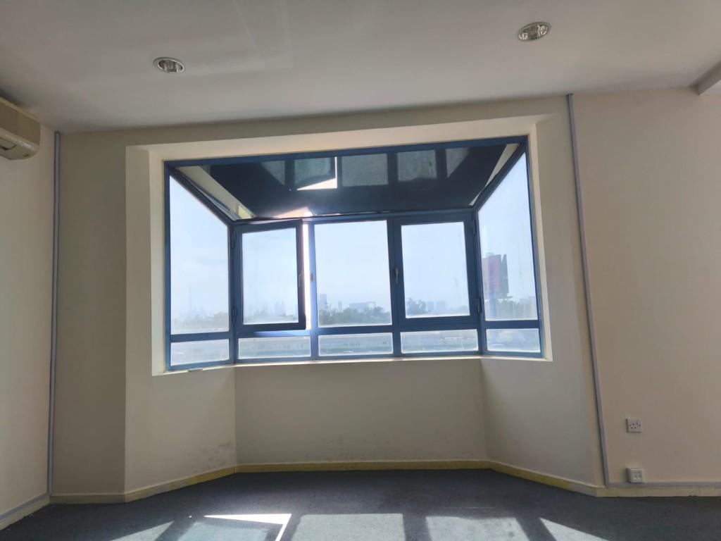 Spacious Separate Office for Rent in Al Garhoud in Dubai - Image 10