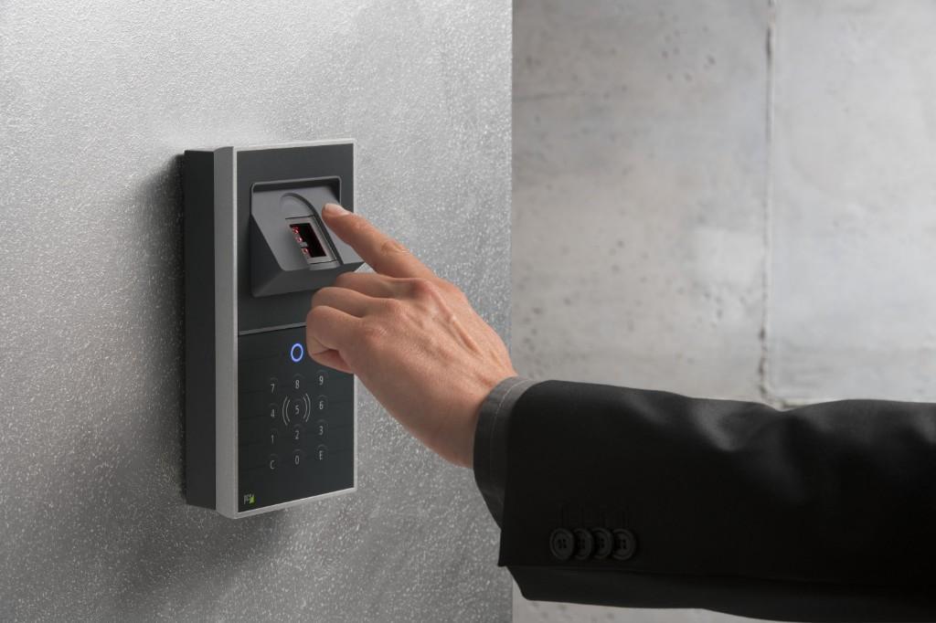 Biometric Access Control System Abu Dhabi | Emirtech Technology in United Arab Emirates - Image 1