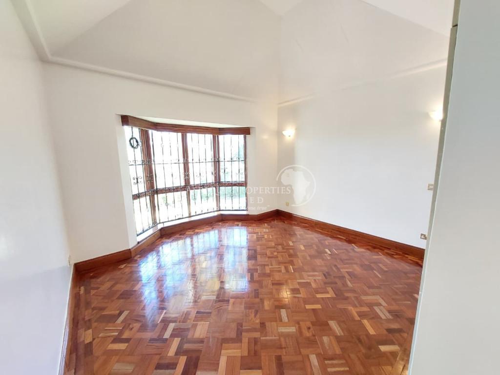 5 Bedroom All Ensuite Home+2DSQs For Rent In Runda in Kenya - Image 10