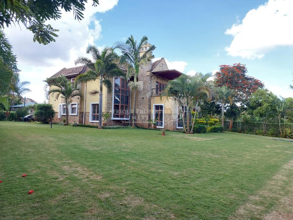 5 Bedroom All Ensuite Home+2DSQs For Rent In Runda in Kenya - Image 20