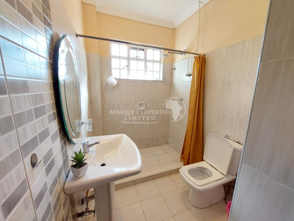 3 Bedroom Fully Furnished Guest Wing For Rent In Runda in Kenya - Image 12