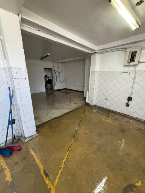 BODEGA COMERCIAL EN RENTA A POCOS PASOS DE LA ROOSEVELT en Guatemala - Imagen 5