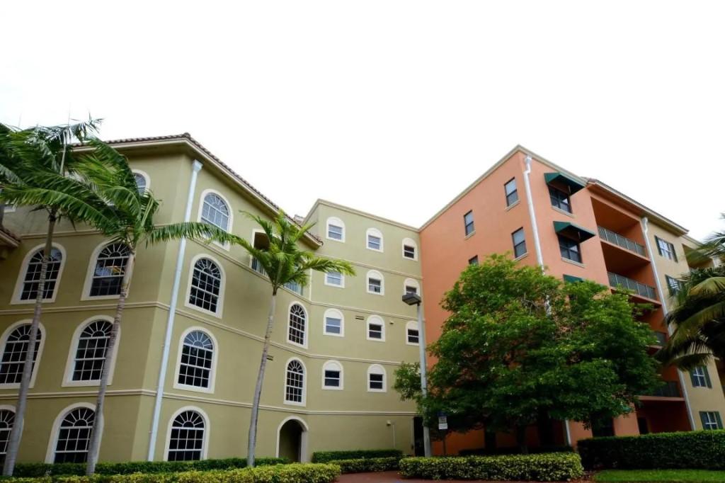 FOR RENT — Spacious 3BR/2BA Home | West Palm Beach, FL in West Palm Beach - Image 9