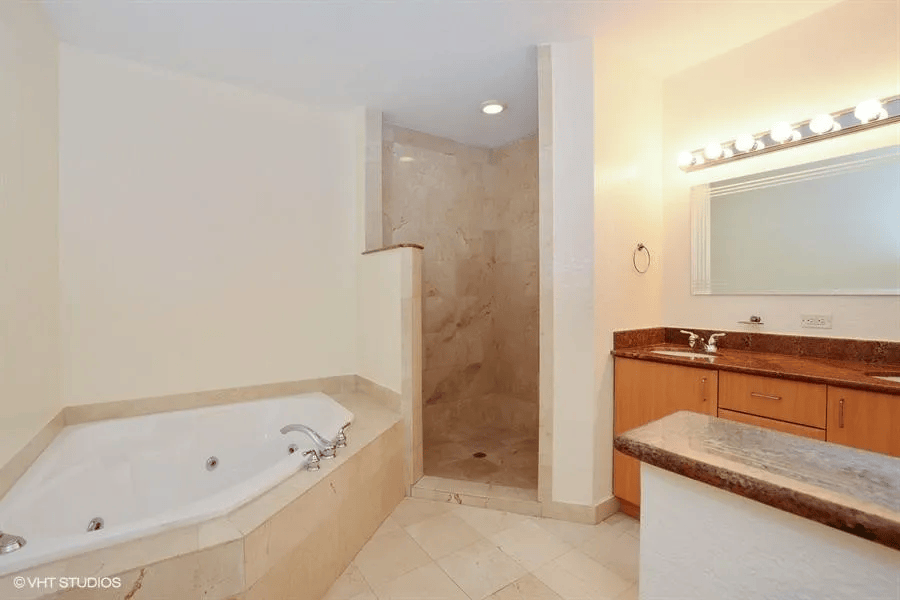 FOR RENT — Spacious 3BR/2BA Home | West Palm Beach, FL in West Palm Beach - Image 7