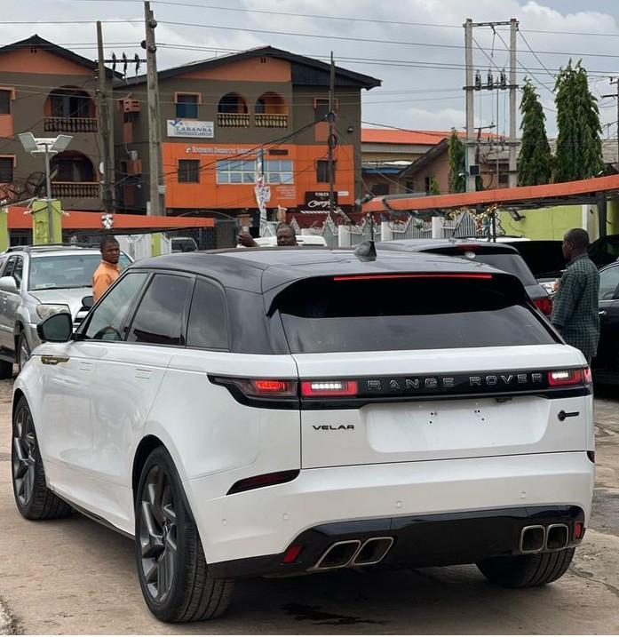 2019 Range Rover Velar SV Autobiography Call 07071885554 in Abeokuta - Image 1