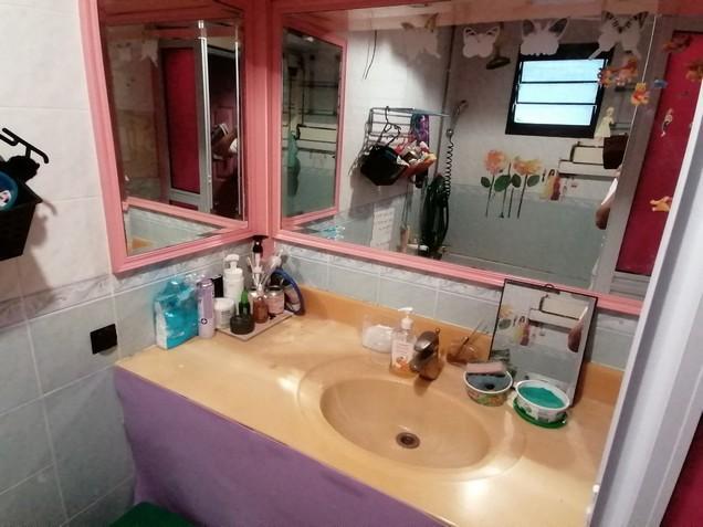 BEDROOM BESIDE TIONG BAHRU MRT STATION FOR RENT in Hougang - Image 10