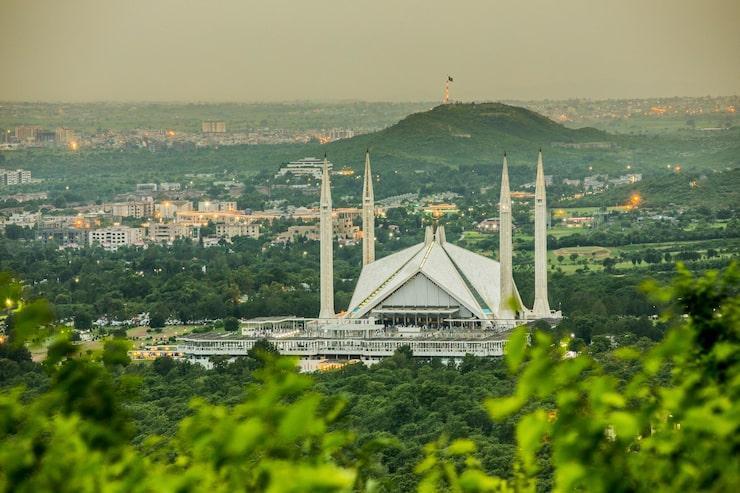 Translator/Interpreter/Proof Reader/Editor in Islamabad - Image 2