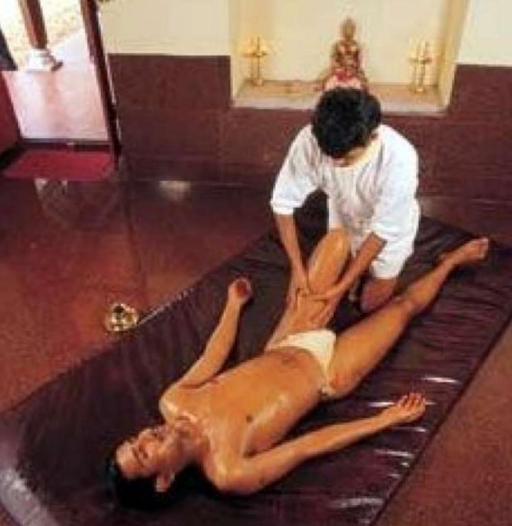 TANTRIC RITUAL LINGAM SENSITIVE MASSAGE WIHT A NATIVE INDIAN en Barcelona - Imagen 6