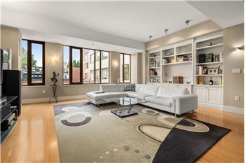 Condo for sale in Boston in Boston - Image 1
