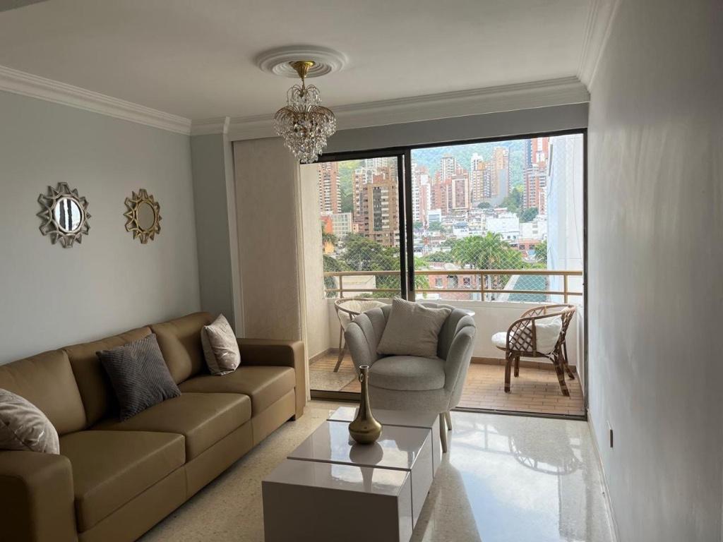 VENTA APARTAMENTO SOTOMAYOR. EDIFICIO DOMUS AUREA en Piedecuesta - Imagen 2