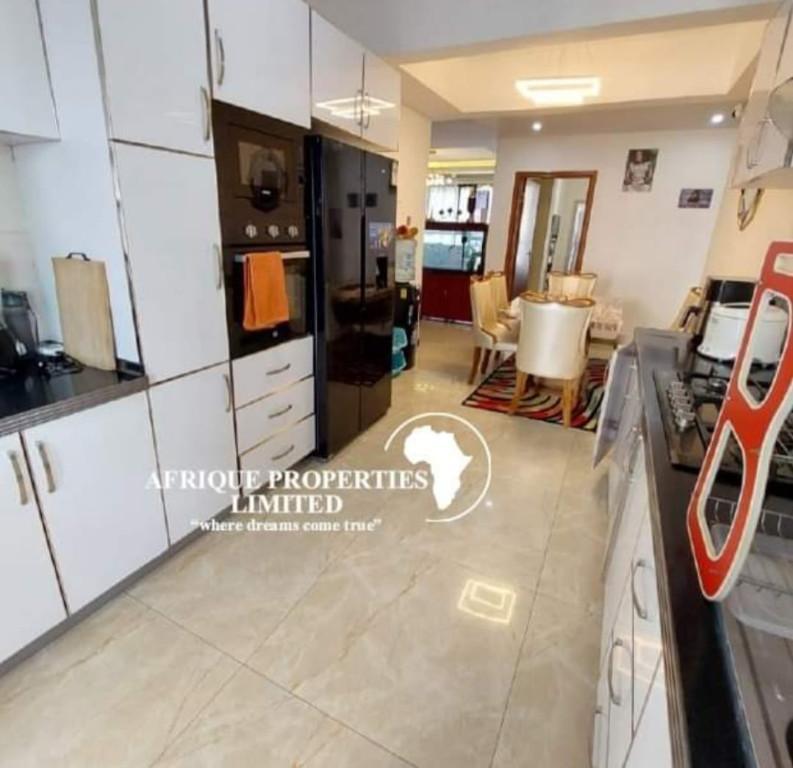 3 Bedroom Fully Furnished Apartment For Rent In Kilimani in Kenya - Image 3