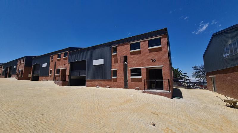 Industrial 2030-ref-18276 for Rent in Halfway House, Midrand in Tembisa - Image 1