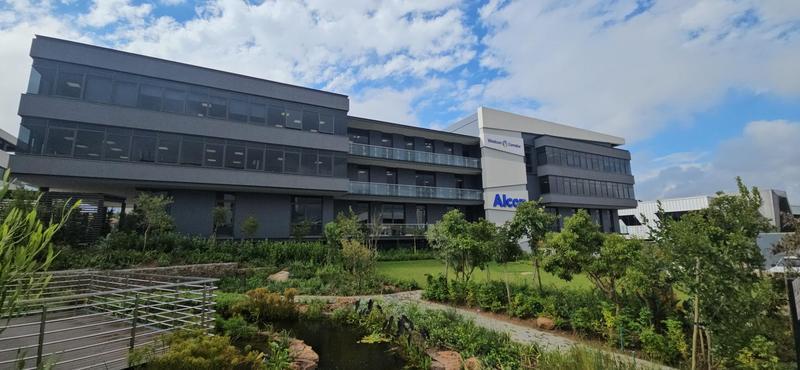 Commercial 2030-ref-18277 for Rent in Vorna Valley, Midrand in Tembisa - Image 1