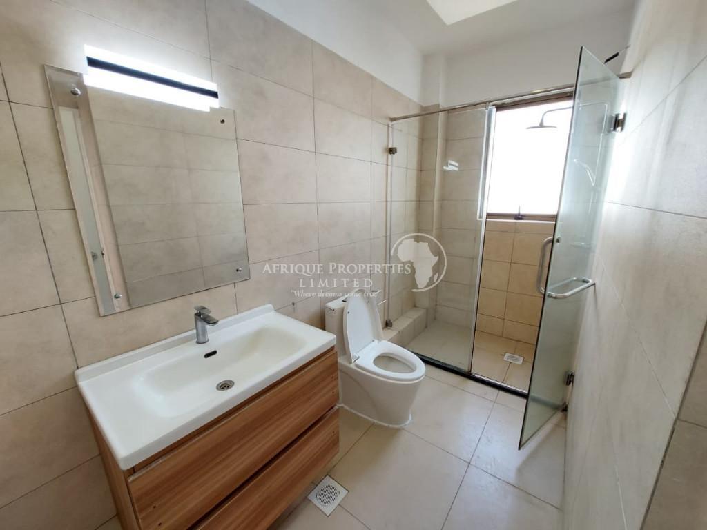 3 Bedroom All Ensuite Apartment+SQ For Rent In Lavington in Kenya - Image 16