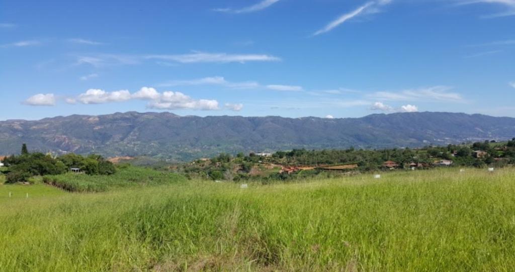 VENTA LOTE RUITOQUE BAJO. CONDOMINIO CAMPO RUITOQUE en Bucaramanga - Imagen 3
