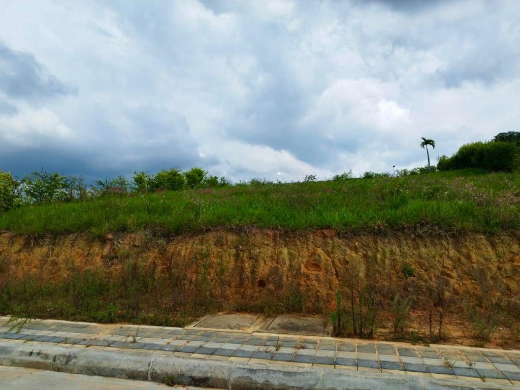 VENTA LOTE RUITOQUE BAJO. CONDOMINIO CAMPO RUITOQUE en Bucaramanga - Imagen 4