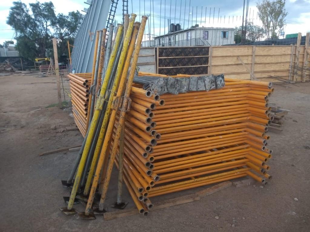 ANDAMIO AMPLIO EN RENTA DESDE SEMANA en México - Imagen 8