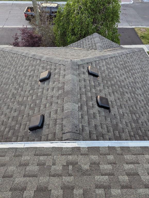 Gutter installation and repairs. gutter cleaning. Eavestrough. in Vaughan - Image 4