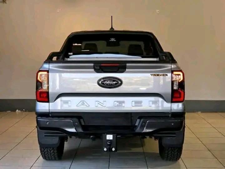 Ford Ranger 2.0 Biturbo Double-Cab Tremor 4WD in Orkney - Image 9