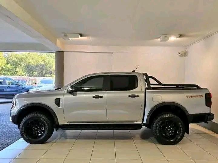 Ford Ranger 2.0 Biturbo Double-Cab Tremor 4WD in Orkney - Image 10