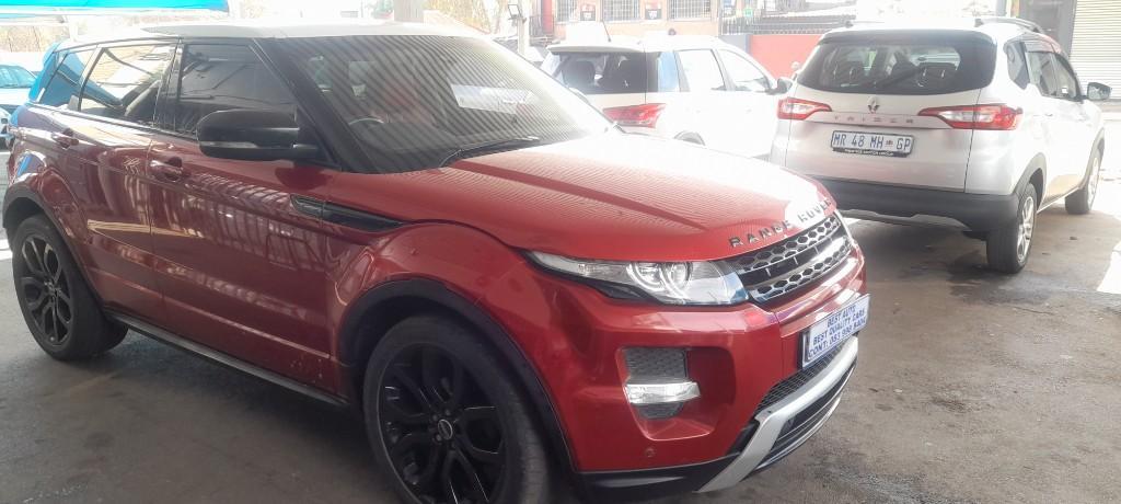 Pre-owned 2012 Land Rover Evoque 2.2 Engine Capacity Diesel in Bedfordview - Image 3