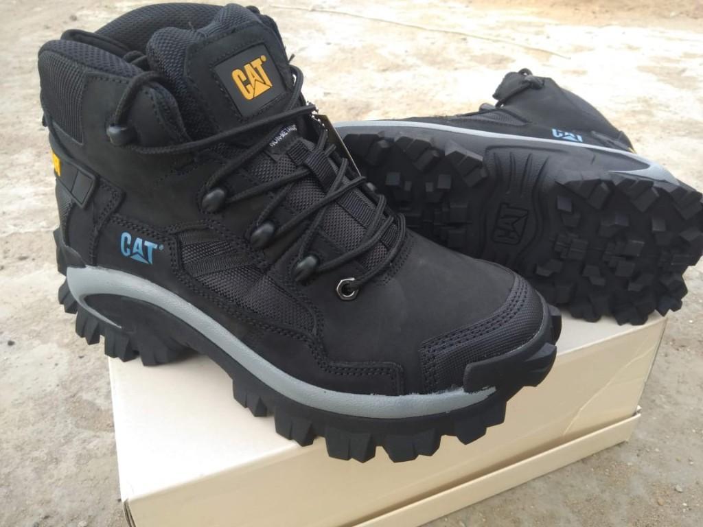 Men Outdoor boots Caterpillar Outdoor boots in Kenya - Image 3